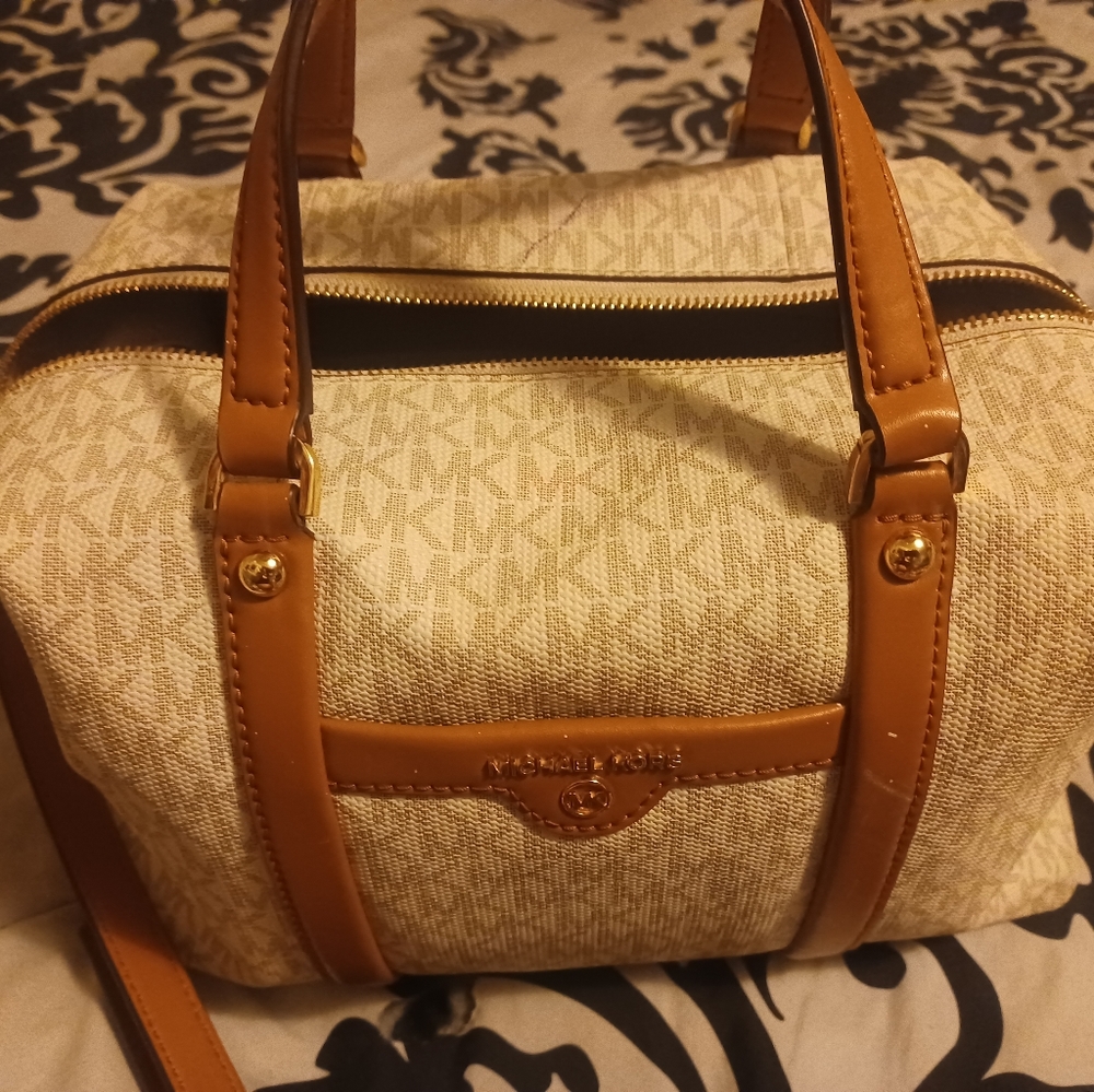 Michael Kors putse